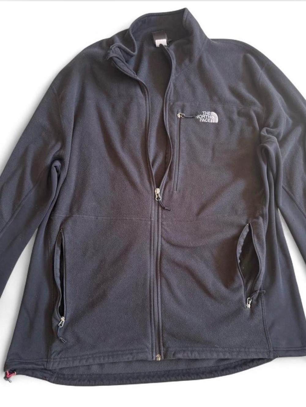 The North Face Black Men’s Lightweight Zip-Up Fleece Jacket